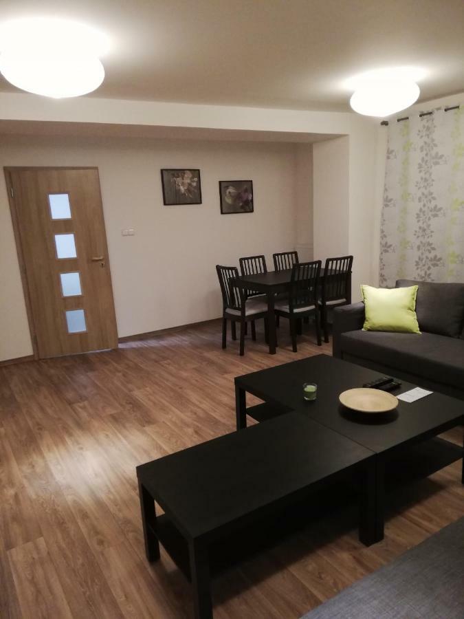 Apartmany Pod Divadlem Znojmo Exterior photo